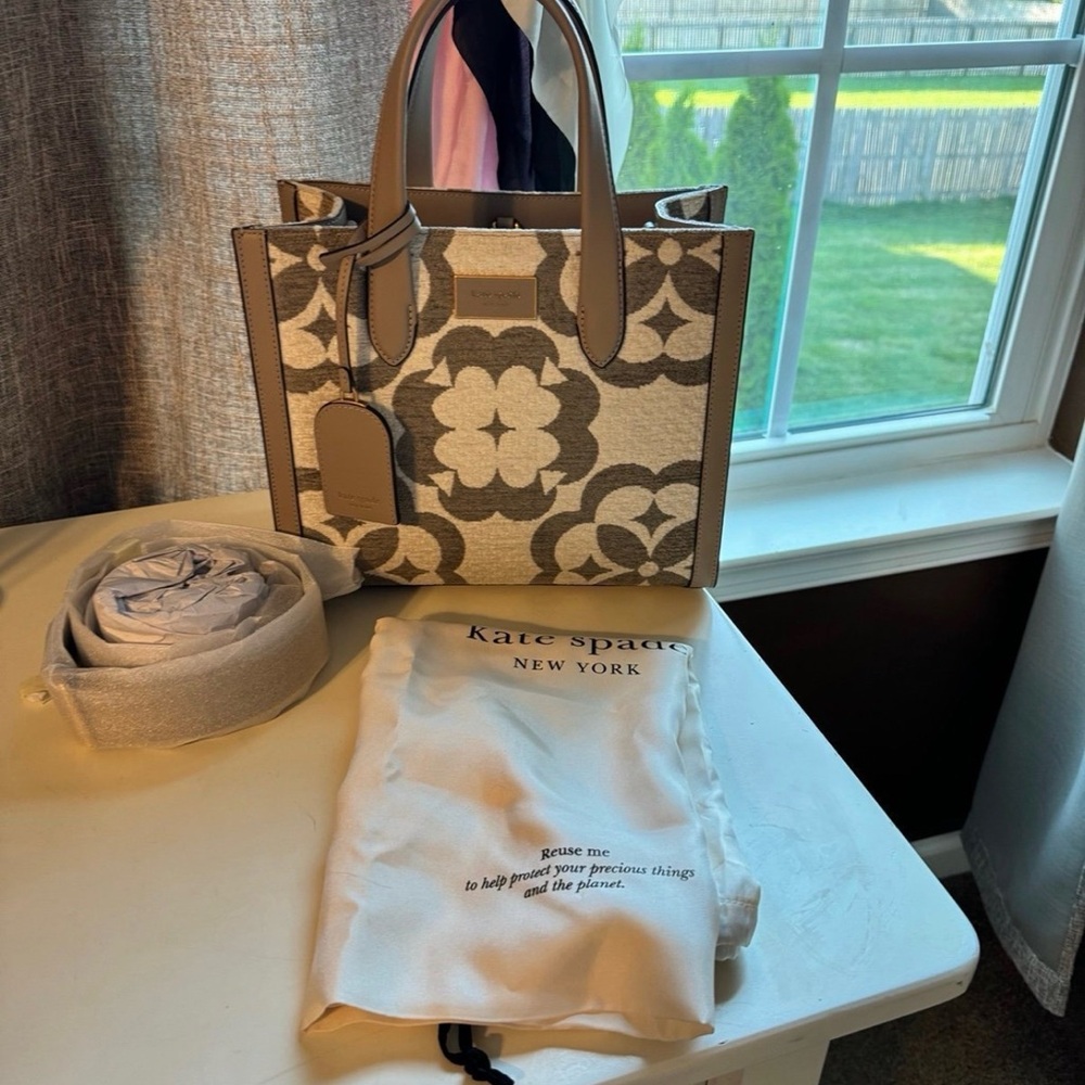 Authentic Kate Spade Purse Flower Monogram Chenille Small Tote Bag - Picture 6 of 9